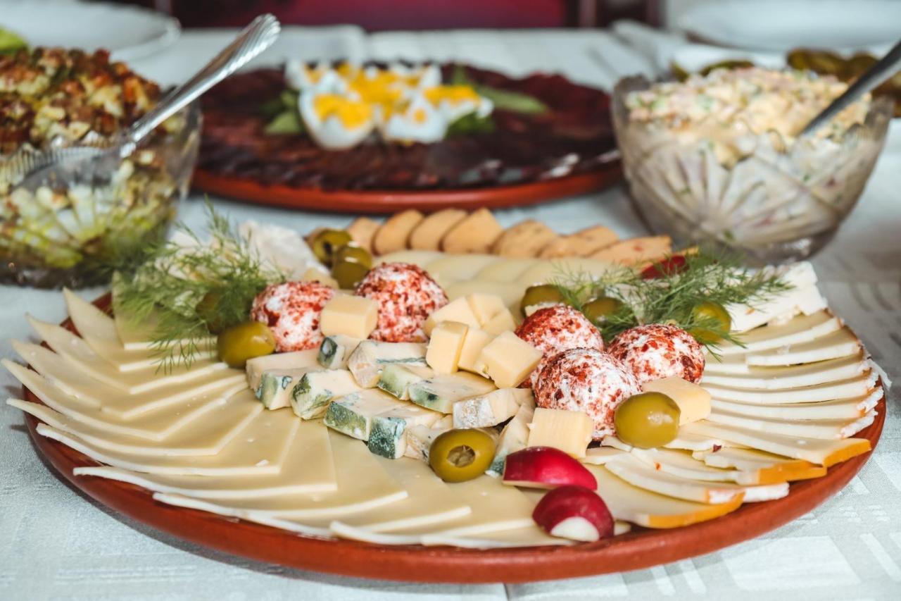 Restoran & Motel Manjez Bijelo Polje Buitenkant foto